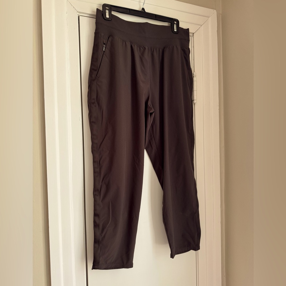 Athleta Nolita Slim Tapered Crop Pant